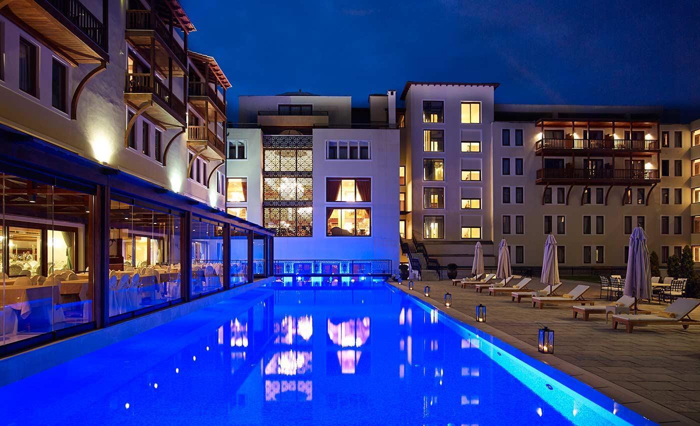 Grand Serai Congress And Spa Ioánnina Exteriér fotografie The swimming pool at the hotel